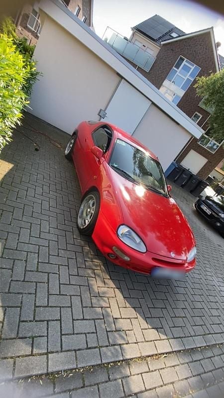 Gebraucht Mazda MX3 107 PS (78 kW) 1998 Rot Kleinwagen
