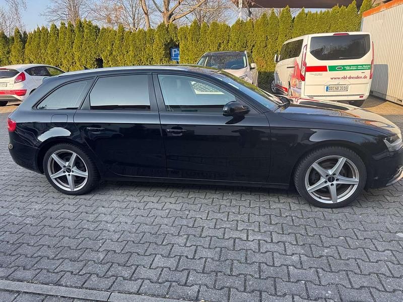 Gebraucht Audi A4 190 PS (139 kW) 2015 Schwarz Kombi