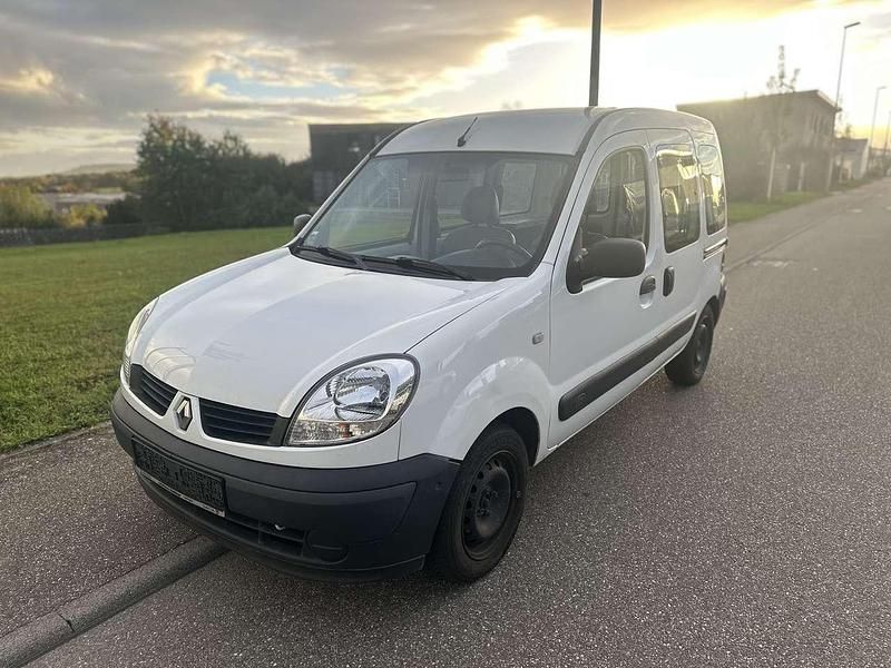 Weiß Gebraucht 2009 Renault Kangoo Campus Van / Kleinbus | 2.200 € (Fairer Preis) - Bild 1/4