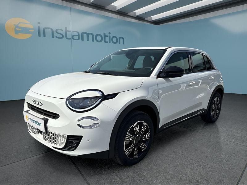 Second-hand Fiat 600 Style 101 CP (74 kW) 2024 Alb Hatchback