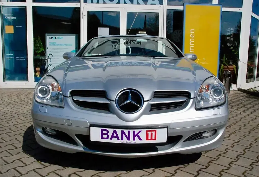 Second-hand Mercedes SLK200 163 CP (119 kW) 2004 Argintiu Cabrio