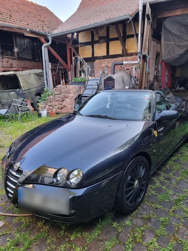 Gebraucht Alfa Romeo Spider 166 PS (122 kW) 2003 Schwarz Cabrio