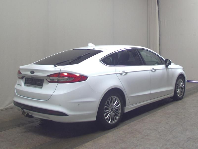 Gebraucht Ford Mondeo Titanium 150 PS (110 kW) 2020 Weiss Limousine