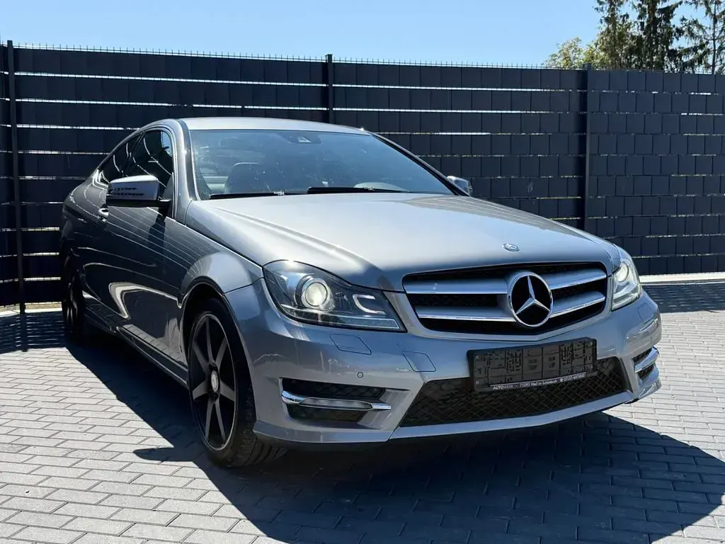 Gebraucht Mercedes C250 AMG 204 PS (150 kW) 2012 Silber Coupé