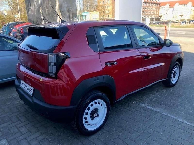 Gebraucht Fiat Grande Panda Red 83 kW (113 PS) 2025 Rot Kleinwagen