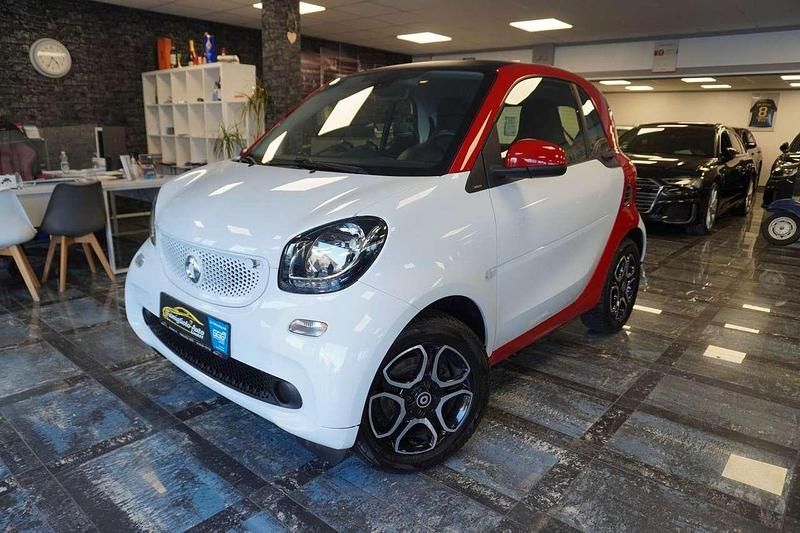 Gebraucht Smart ForTwo Coupé 71 PS (52 kW) 2016 Rot Coupé