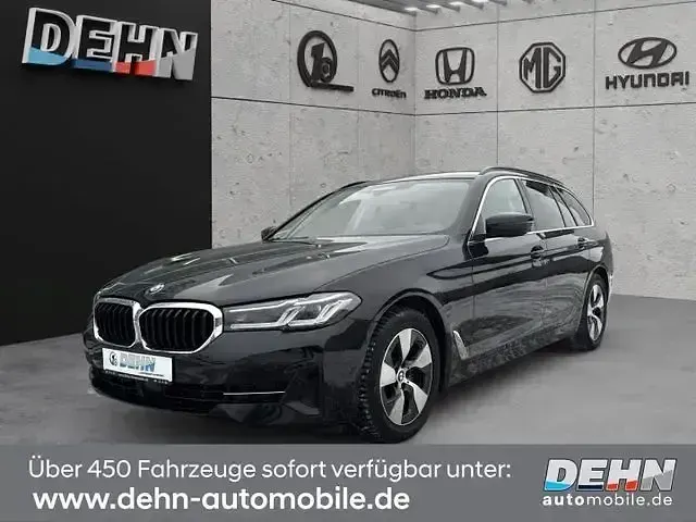 Gebraucht BMW 520 Sport Line 190 PS (139 kW) 2023 Andere Kombi