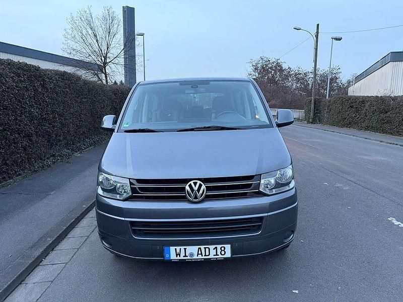 Gebraucht VW Transporter Highline 179 PS (131 kW) 2012 Grau Van