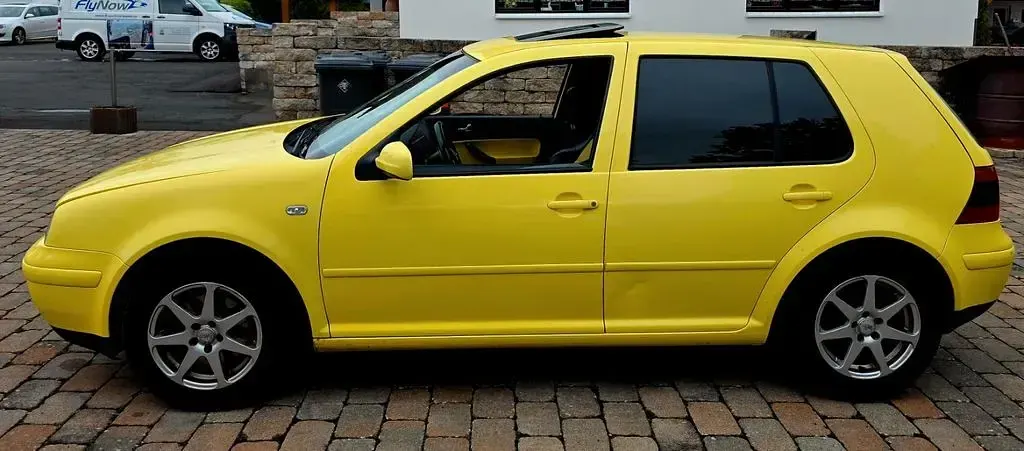 Gebraucht VW Golf IV Conceptline 131 PS (96 kW) 2001 Gelb Limousine