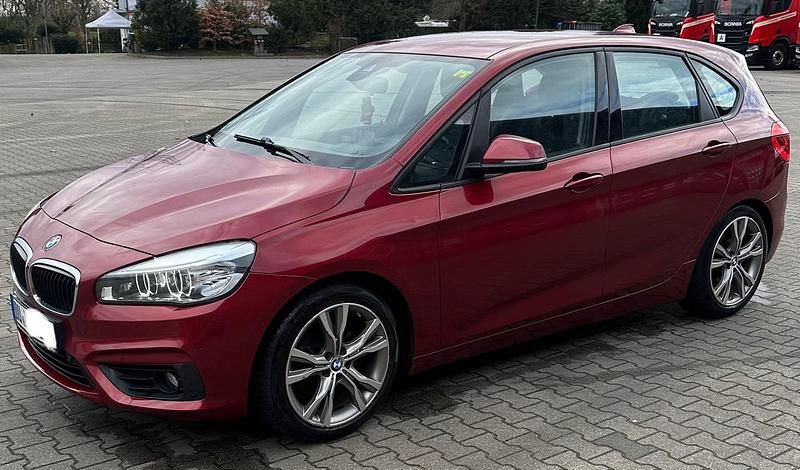 Gebraucht BMW 220 192 PS (141 kW) 2016 Rot Kombi