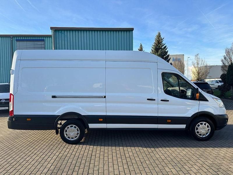 Weiß Gebraucht 2019 Ford Transit Van / Kleinbus | 13.950 € (Guter Preis) - Bild 1/4