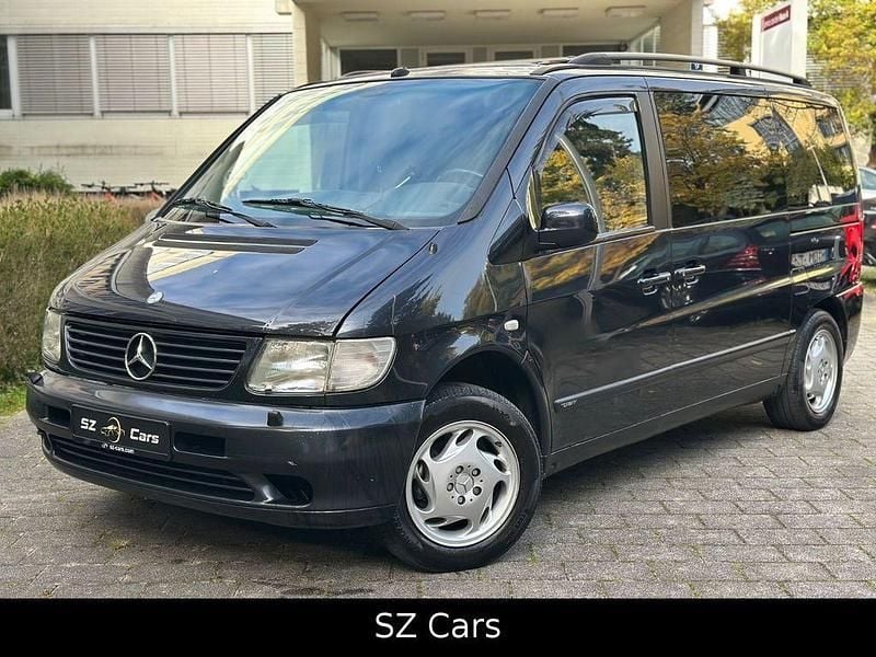 Schwarz Gebraucht 2003 Mercedes V220 Van / Kleinbus | 3.999 € (Guter Preis) - Bild 1/4