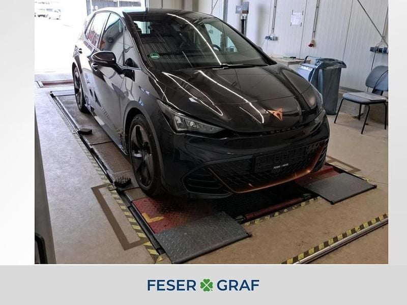 Second-hand Cupra Born 169 kW (231 CP) 2024 Gri Hatchback