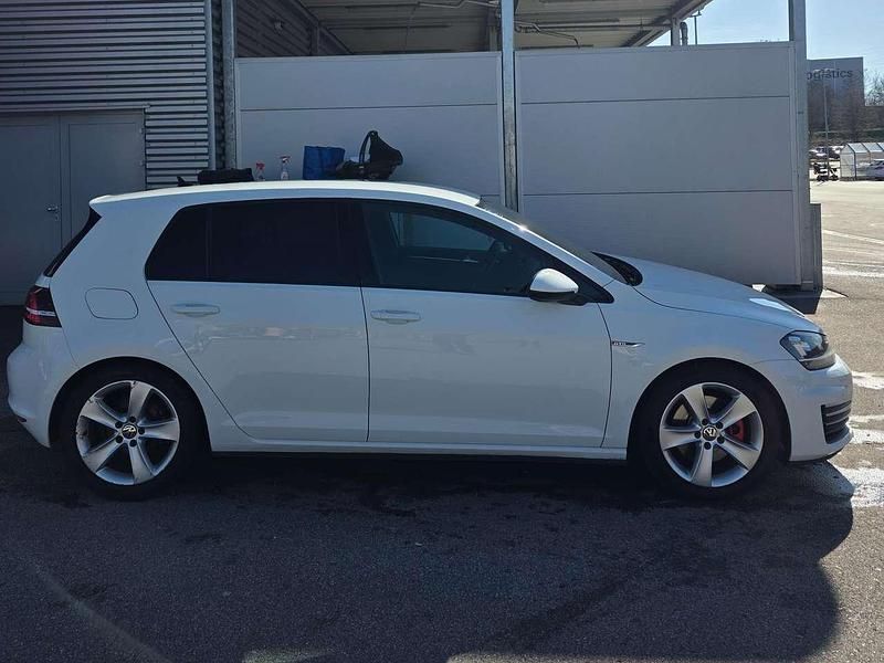 Gebraucht VW Golf VII GTD 184 PS (135 kW) 2015 Weiß Limousine
