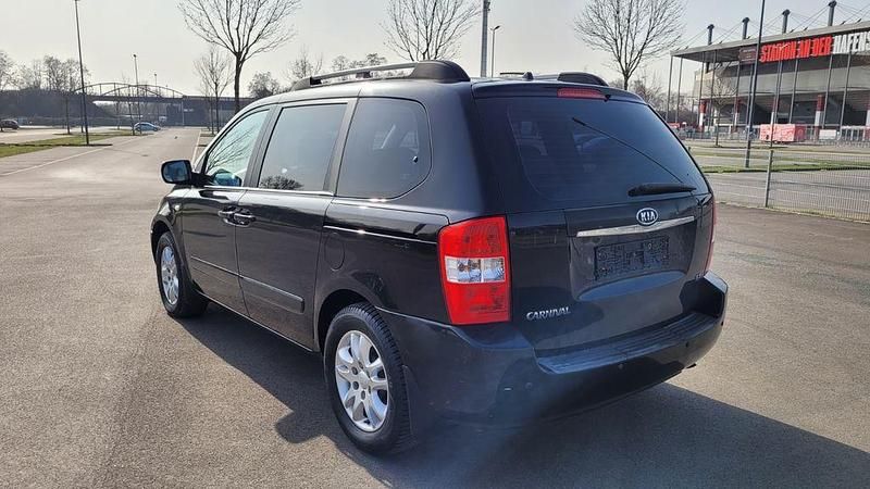 Gebraucht Kia Carnival EX 185 PS (136 kW) 2007 Schwarz Van / Kleinbus