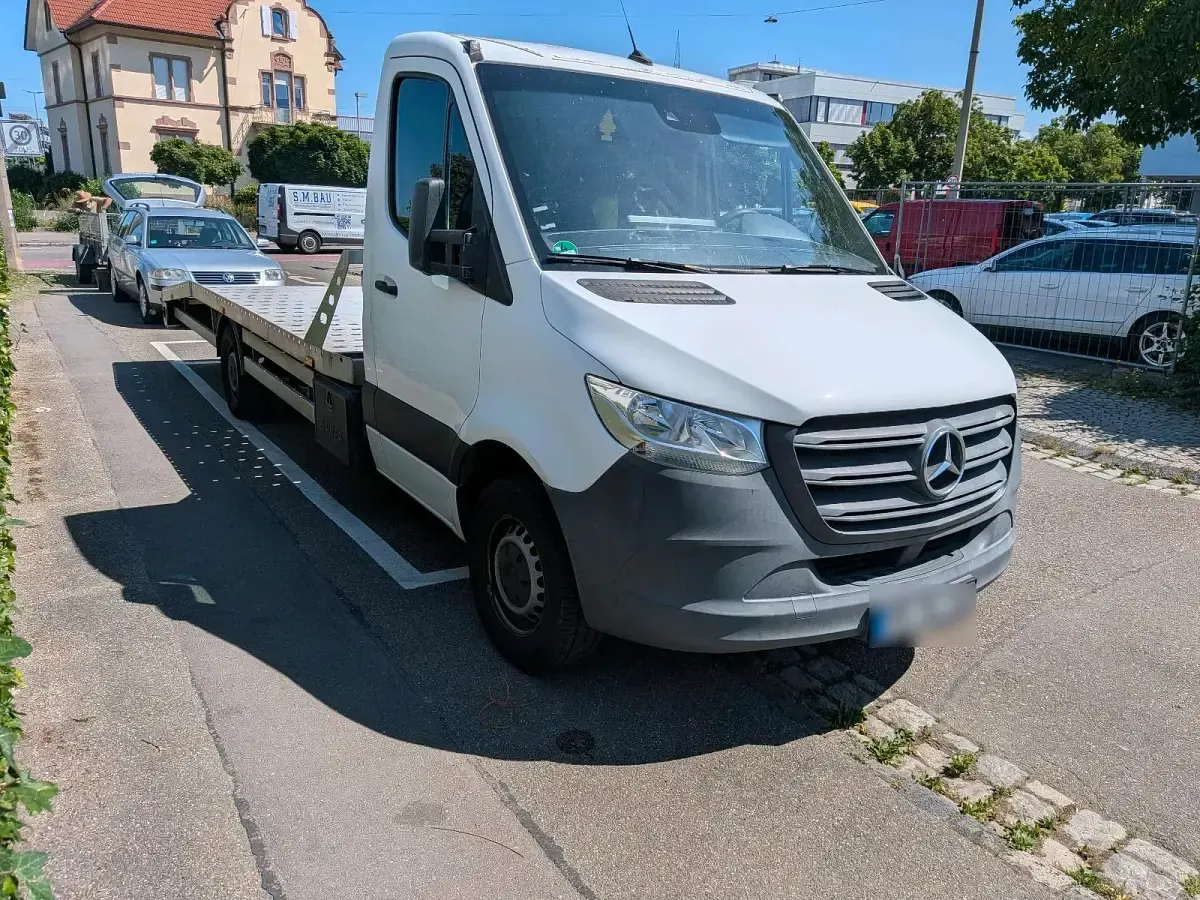 Gebraucht Mercedes 316 163 PS (119 kW) 2018 Weiß Van
