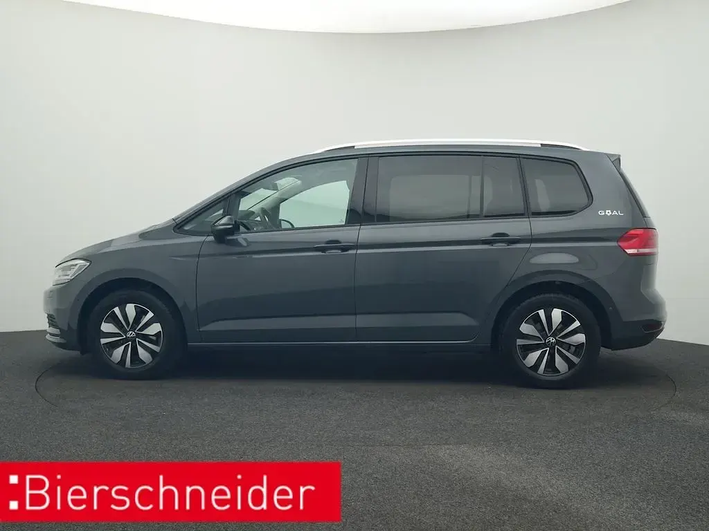 Gebraucht VW Touran Goal 150 PS (110 kW) 2025 Grau Van / Kleinbus