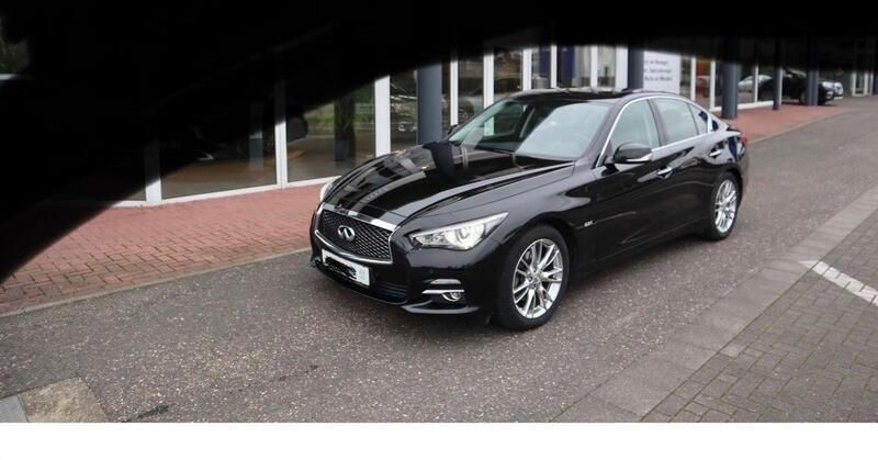 Schwarz Gebraucht 2014 Infiniti Q50 Limousine | 10.900 € (Fairer Preis) - Bild 1/4