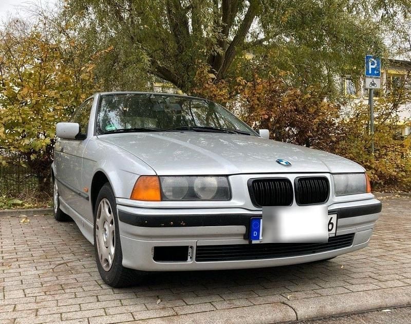 Gebraucht BMW 316 105 PS (77 kW) 2000 Silber Limousine