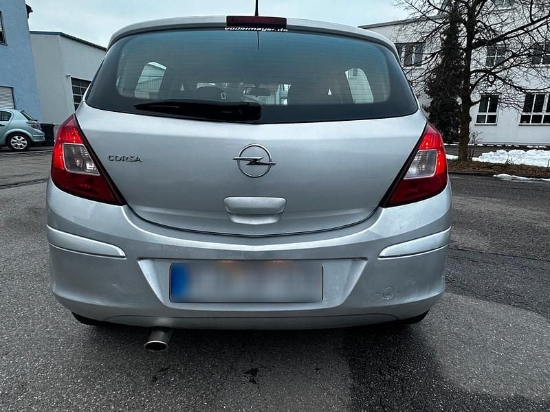 Gebraucht Opel Corsa 80 PS (58 kW) 2009 Silber Kleinwagen