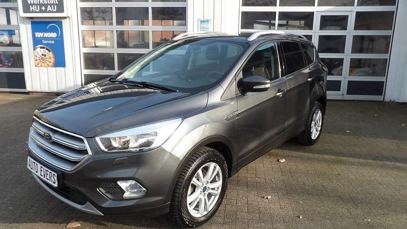 Magnetic Gebraucht 2018 Ford Kuga Trend SUV | 10.950 € (Fairer Preis) - Bild 1/4