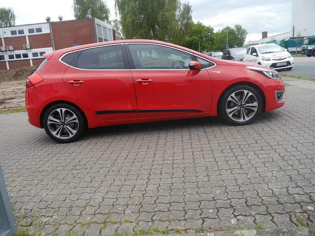 Occasion Kia Ceed 136 ch (100 kW) 2017 Rouge Citadine