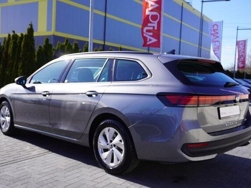 Gebraucht VW Passat 150 PS (110 kW) 2024 Delfingraumet. Kombi