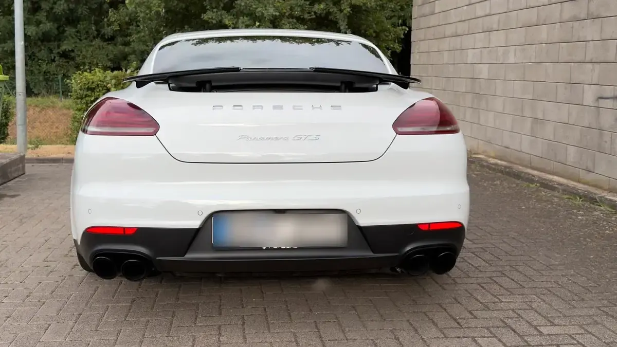 Gebraucht Porsche Panamera GTS 440 PS (323 kW) 2014 Weiß Kleinwagen