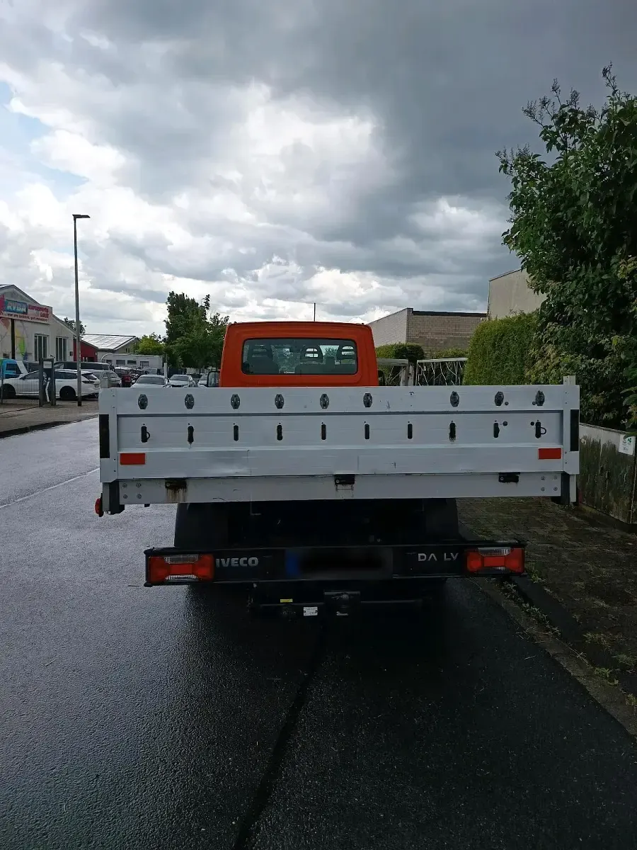 Gebraucht Iveco Daily 126 PS (92 kW) 2012 Orange