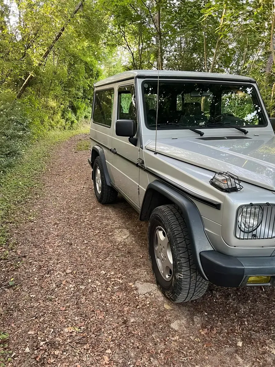Gebraucht Mercedes G300 113 PS (83 kW) 1991 Silber SUV
