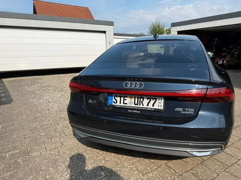 Gebraucht Audi A7 Sport 245 PS (180 kW) 2021 Blau Limousine