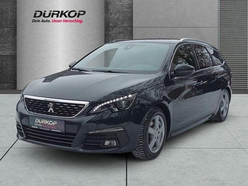 Grau Gebraucht 2020 Peugeot 308 Limousine | 13.990 € (Fairer Preis) - Bild 1/4