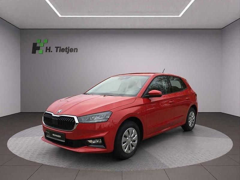 Rot Neu 2025 Skoda Fabia Essence Kleinwagen | 17.390 € (Fairer Preis) - Bild 1/4