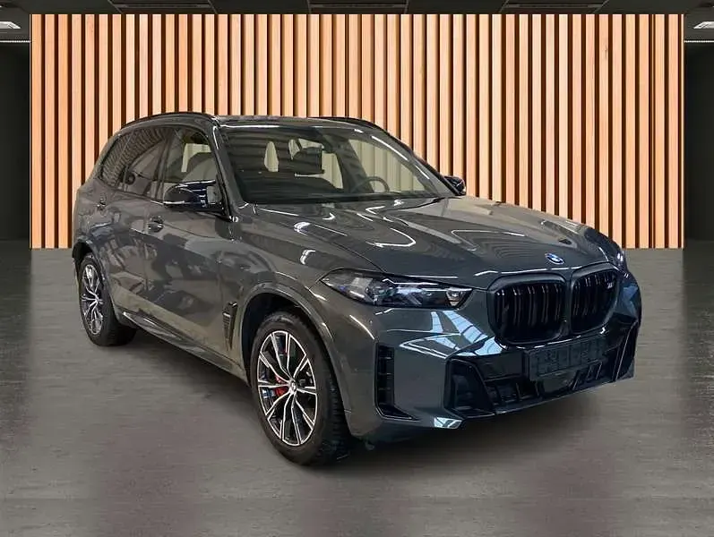 Gebraucht BMW X5 M 530 PS (389 kW) 2025 Grau SUV