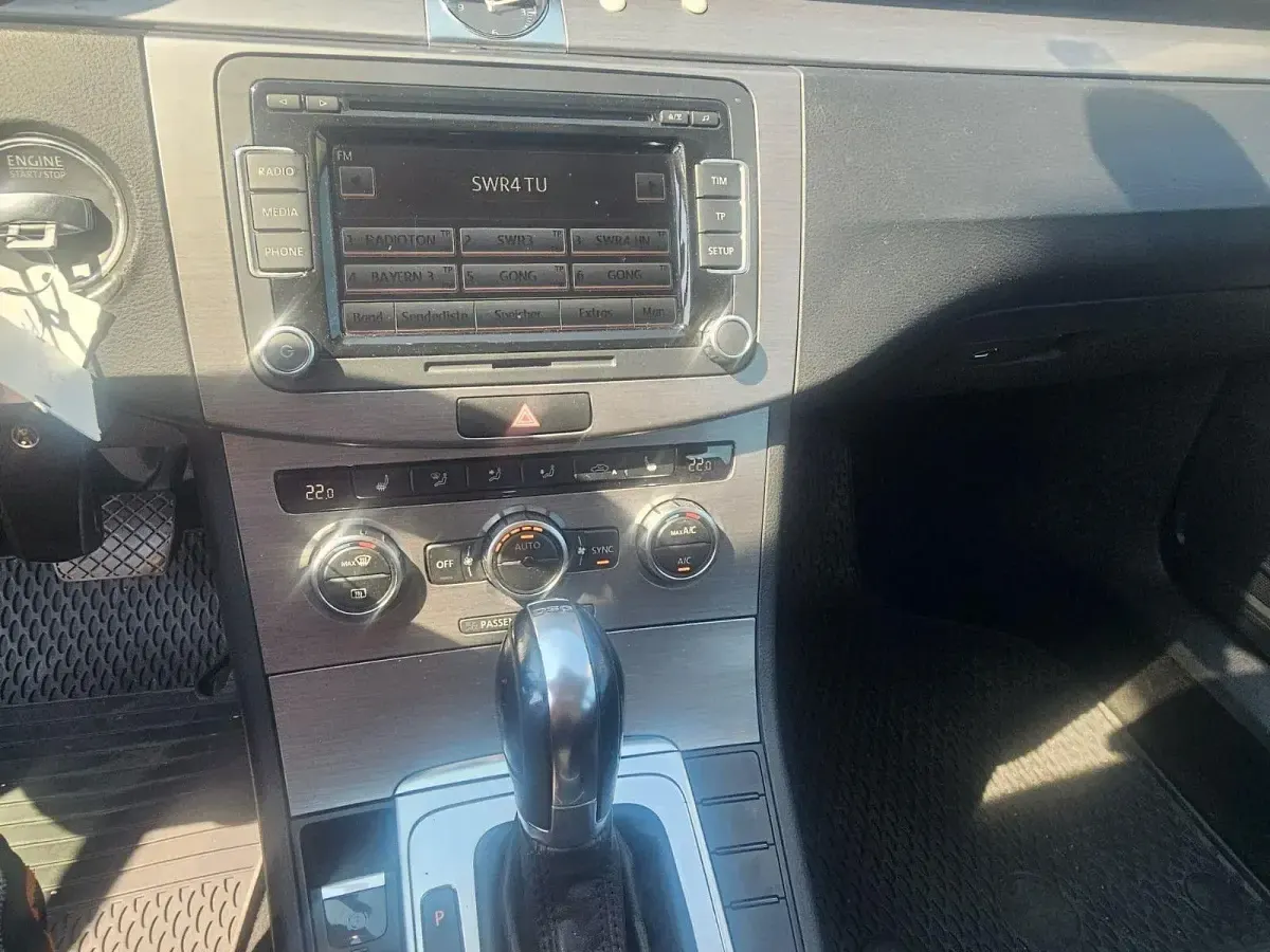 Gebraucht VW Passat Comfortline 150 PS (110 kW) 2013 Grau Kombi