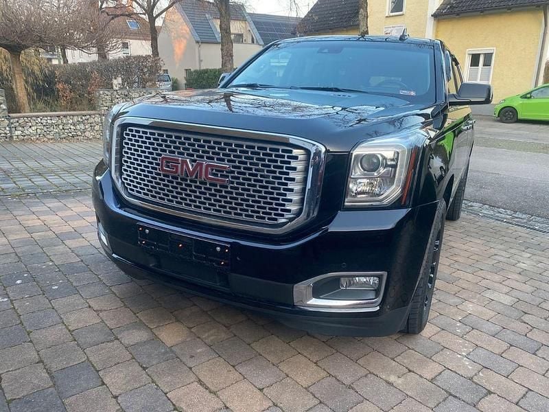 Second-hand GMC Yukon 426 CP (313 kW) 2016 Negru SUV