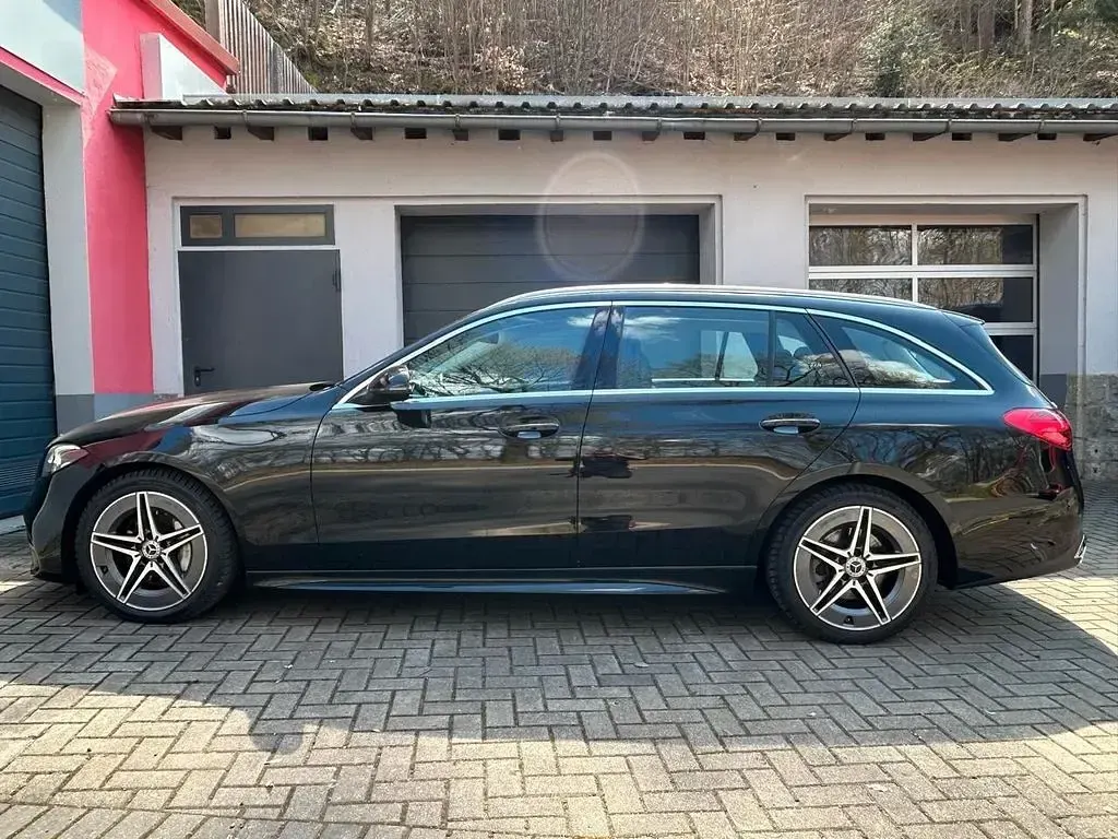 Gebraucht Mercedes C220 200 PS (147 kW) 2021 Schwarz Limousine
