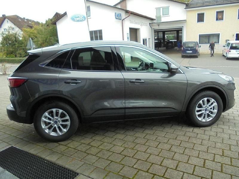 Używany Ford Kuga Titanium X 152 KM (111 kW) 2024 Szary SUV
