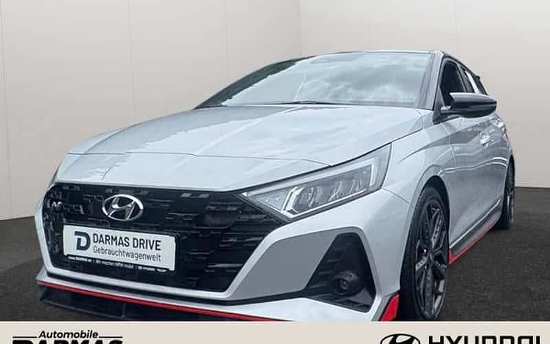 Silber Gebraucht 2023 Hyundai i20 N Performance Limousine | 26.490 € (Etwas zu teuer) - Bild 1/4
