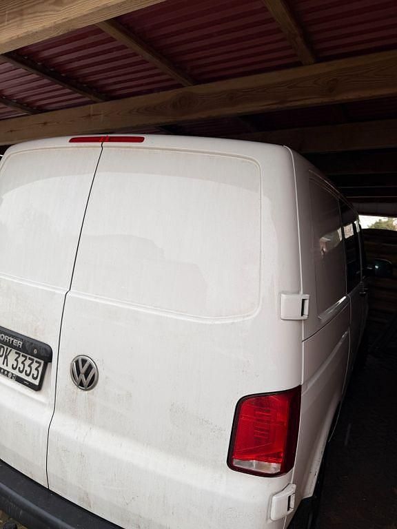 Gebraucht VW Transporter 110 PS (80 kW) 2020 Weiß Van