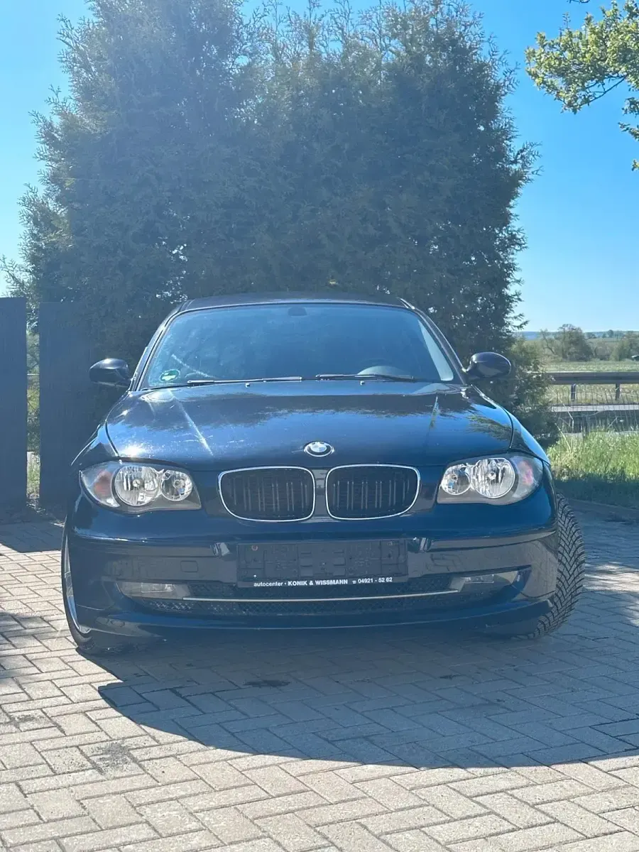 Second-hand BMW 116 122 CP (89 kW) 2007 Albastru Hatchback