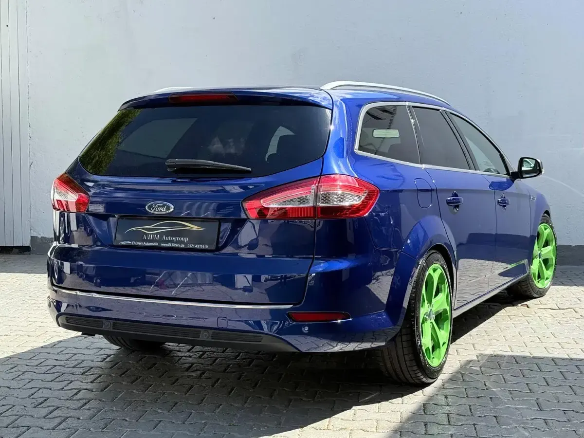 Usado Ford Mondeo Titanium 163 CV (119 kW) 2014 Azul Familiar
