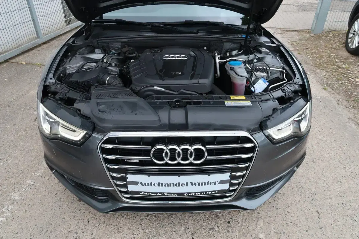 Gebraucht Audi A5 Sportback S-Line 177 PS (130 kW) 2015 Grau Kleinwagen