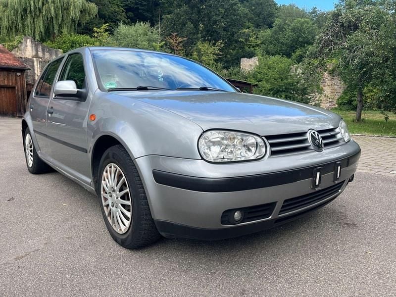 Silber Gebraucht 2001 VW Golf IV Limousine | 499 € (Superpreis) - Bild 1/4