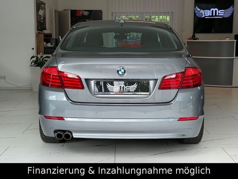 Gebraucht BMW 523 204 PS (150 kW) 2010 Grau Limousine