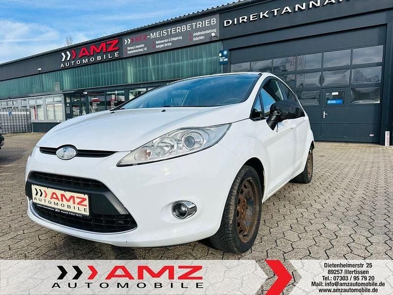 Gebraucht Ford Fiesta Titanium 82 PS (60 kW) 2010 Weiß Kleinwagen