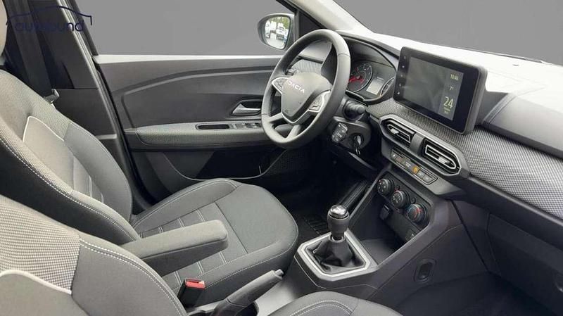 Neu Dacia Jogger Expression 110 PS (80 kW) 2025 Grau Van / Kleinbus