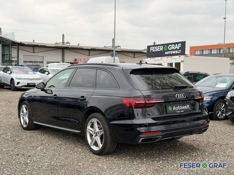 Gebraucht Audi A4 Ambiente 163 PS (119 kW) 2022 Mythosschwarz metallic Kombi