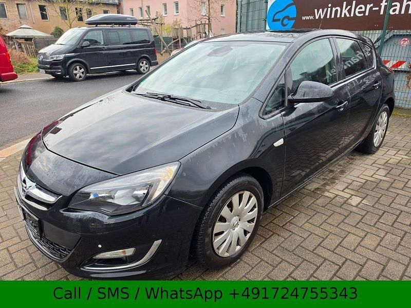 Gebraucht Opel Astra Edition 120 PS (88 kW) 2013 Schwarz Limousine