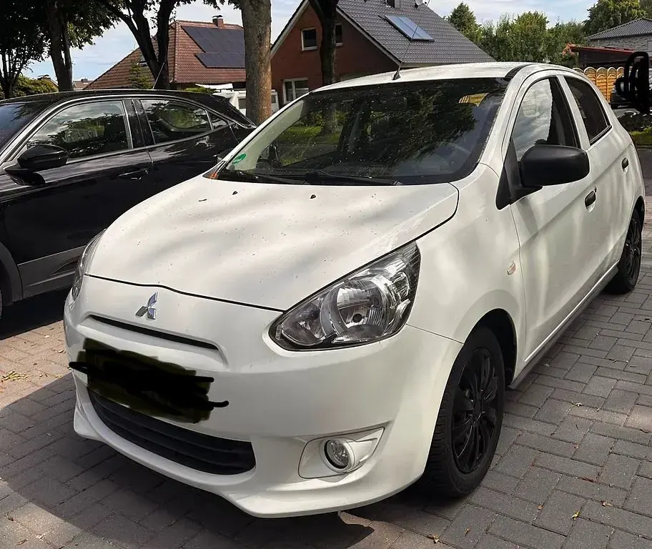 Gebraucht Mitsubishi Space Star 71 PS (52 kW) 2013 Weiß Van / Kleinbus